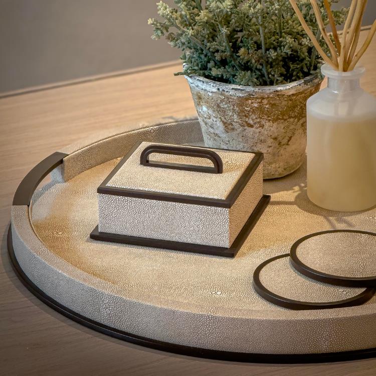Large-Round-Ecru-Shagreen-Tray