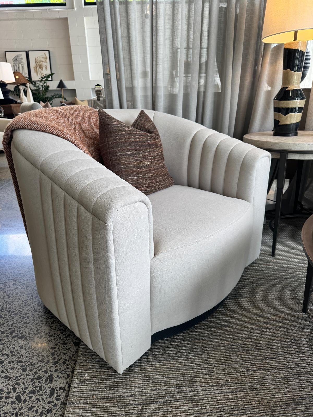 La Moda Chair - Image 10