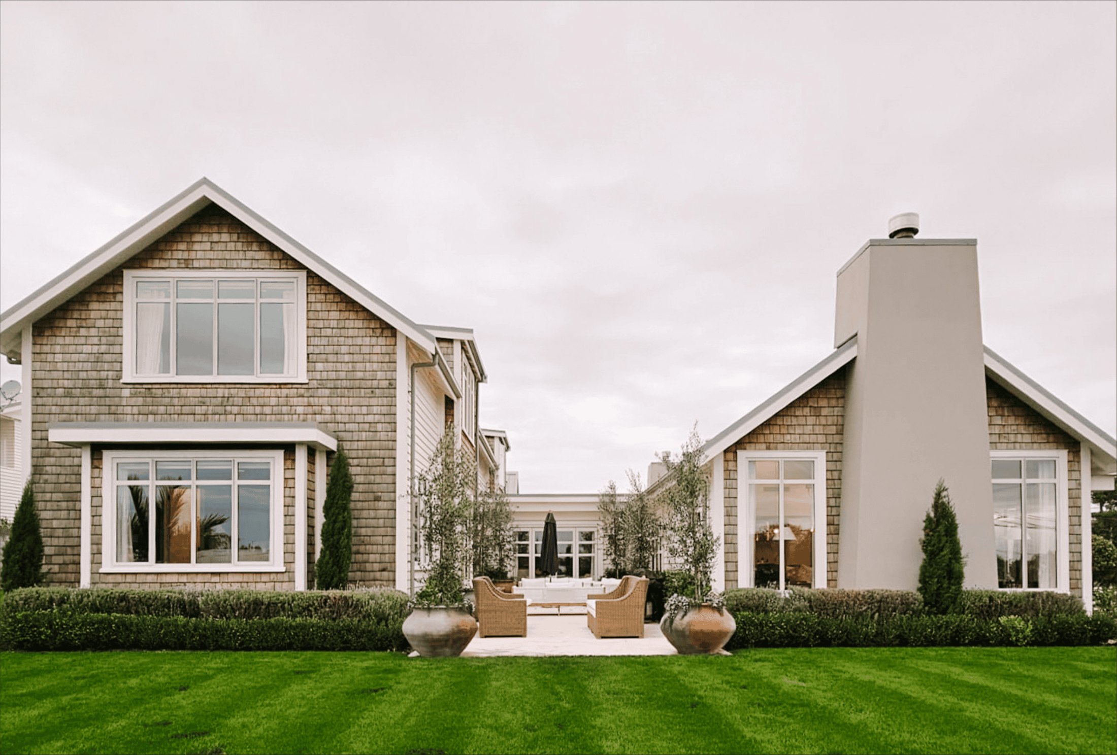 Strandon Retreat, New Plymouth – Hampton-style residence exterior